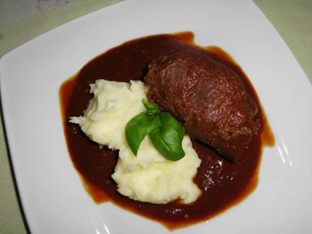 Rinderrouladen mit Auberginefüllung, dazu Kartoffelpüree - Rezept - Bild Nr. 17