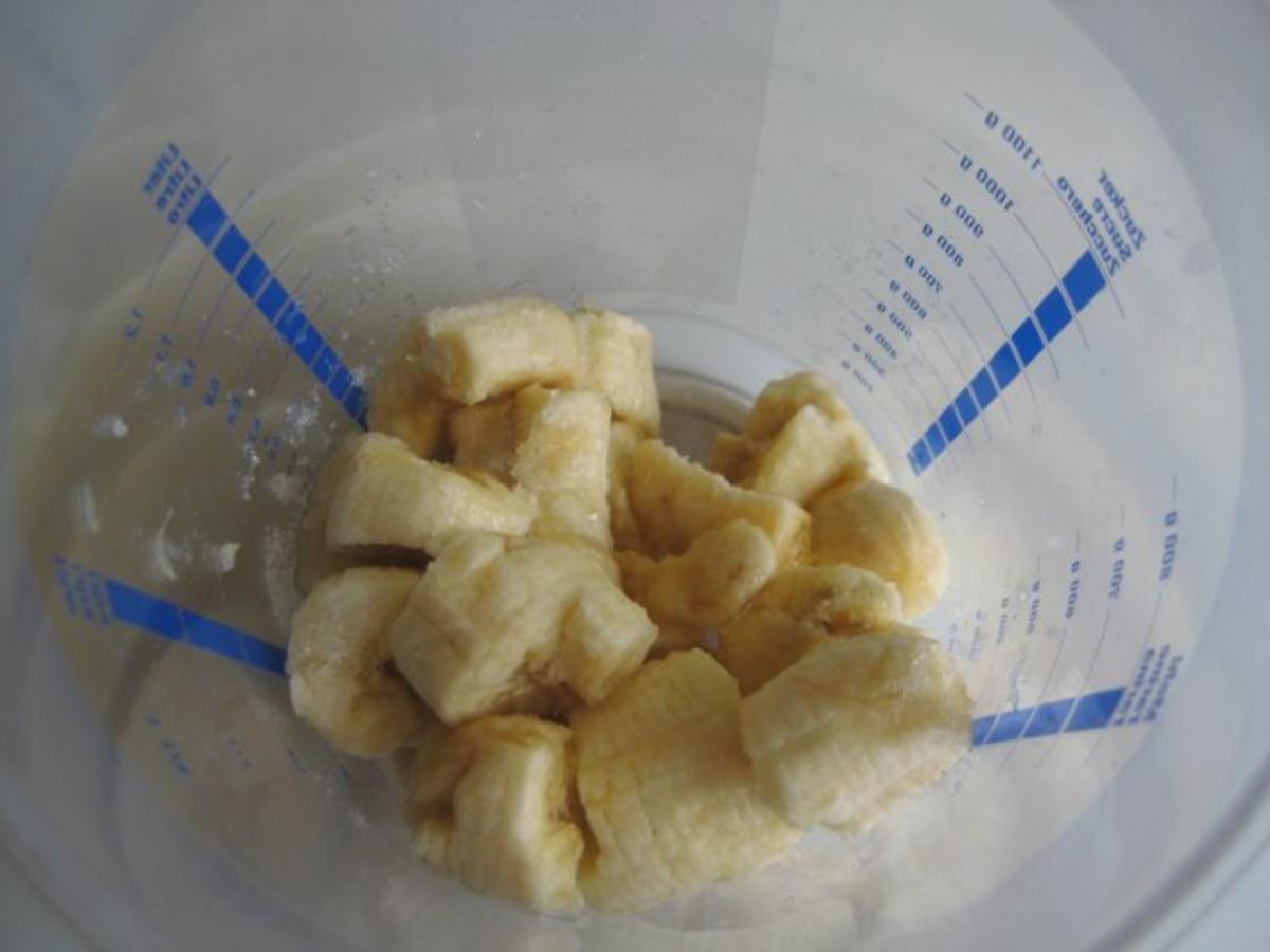 Bananeneis mit Schokoraspeln - Rezept - Bild Nr. 3