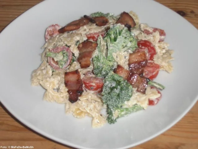 Mini-Farfalle mit Käsesoße - Rezept - Bild Nr. 2