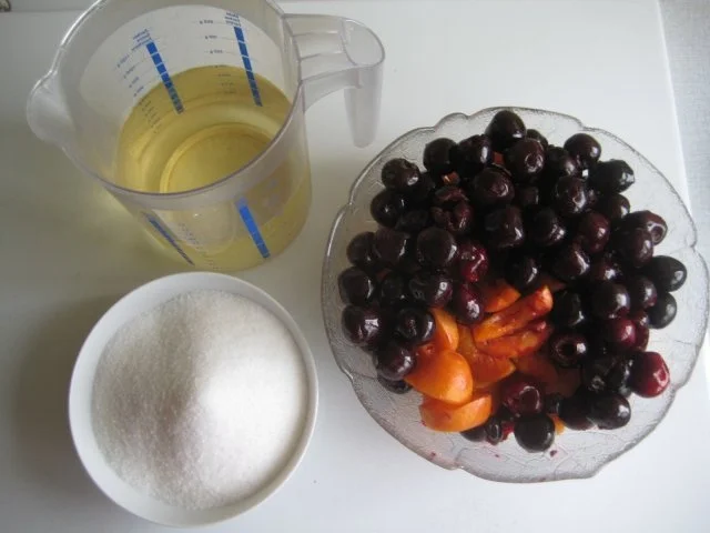 Aprikosen-Kirschen-Likör - Rezept - Bild Nr. 4