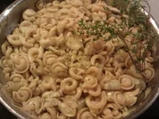 Rezept: Volanti mit Artischocken in Weißwein-Sud Volanti mit Artischocken in Weißwein-Sud - Rezept