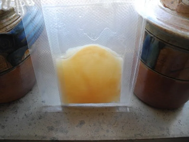 Rezept: Essig selber machen : Rotwein-Essig-Experiment Bild Nr. 2 Essig selber machen : Rotwein-Essig-Experiment - Rezept - Bild Nr. 2