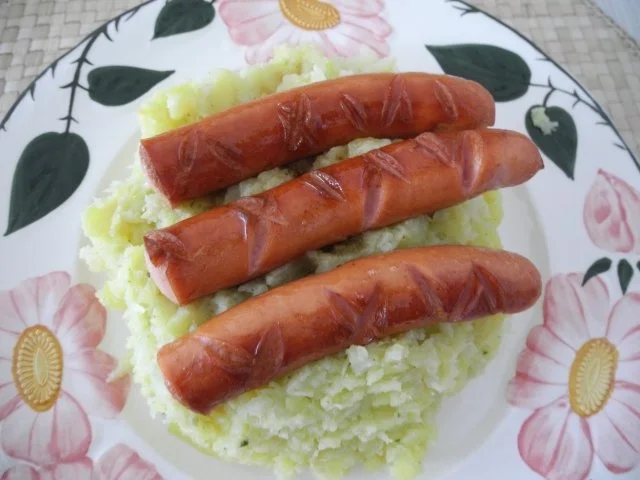 Kartoffel - Blumenkohl - Stampf mit gebratenen Würstchen - Rezept - Bild Nr. 2