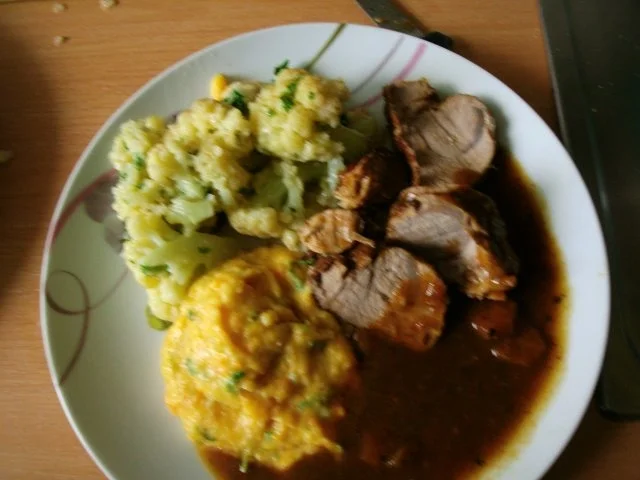 Rezept: Filet mit Blumenkohl und Kartoffelmöhrenstampf Bild Nr. 16 Filet mit Blumenkohl und Kartoffelmöhrenstampf - Rezept - Bild Nr. 16