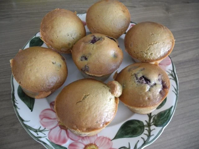 Kuchen : Vollkorn - Muffins mit Kirschen - Rezept - Bild Nr. 3