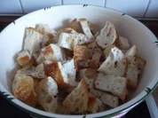 Kräuterbällchen mit gehobeltem Parmesan - Rezept