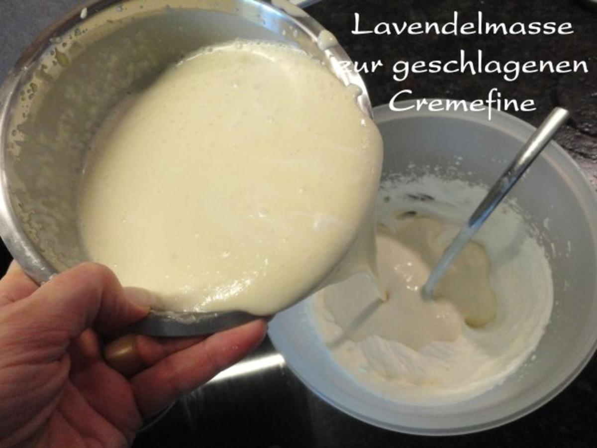 Lavendel Eis mit flambierten Lavendel Marillen - einfach - von emari