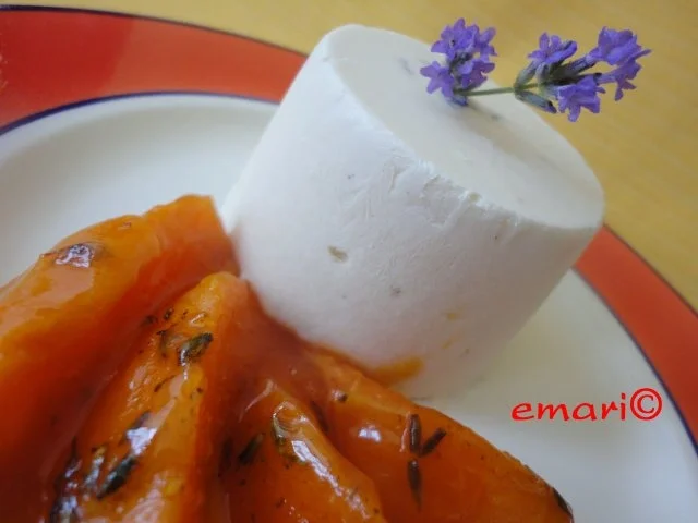 Lavendel Eis mit flambierten Lavendel Marillen - Rezept - Bild Nr. 19