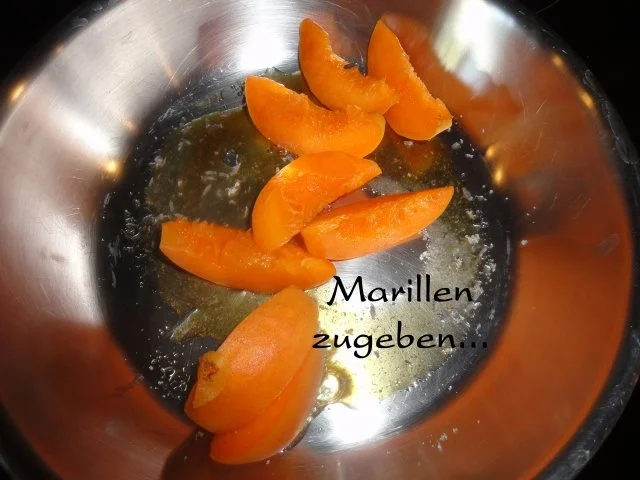 Lavendel Eis mit flambierten Lavendel Marillen - Rezept - Bild Nr. 15