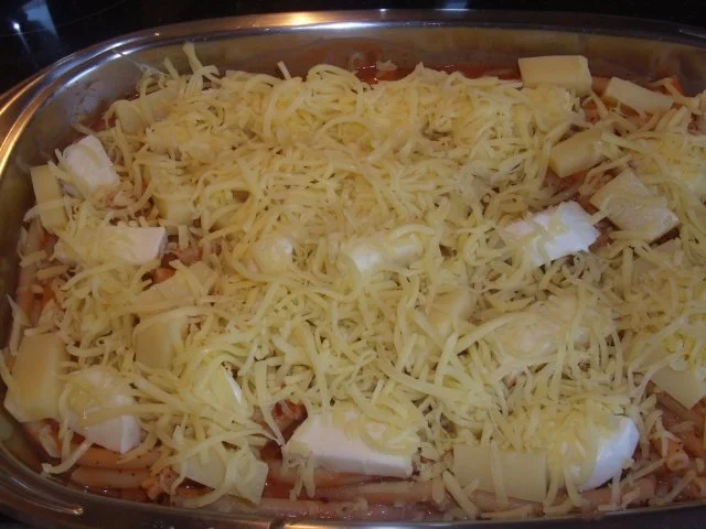 Rezept: Käsiger Makkaroniauflauf Bild Nr. 8 Käsiger Makkaroniauflauf - Rezept - Bild Nr. 8