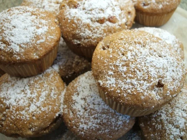 Backen: Nougatmuffins mit weißen Johannisbeeren - Rezept