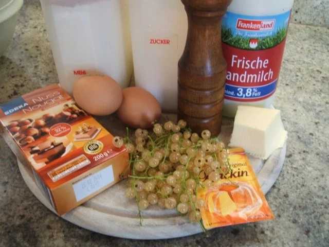 Backen: Nougatmuffins mit weißen Johannisbeeren - Rezept - Bild Nr. 2