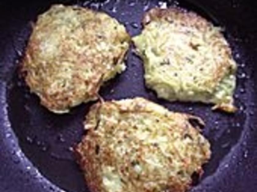 Oma´s Reibeplätzchen Reibekuchen - schnell &amp; einfach - von Banca