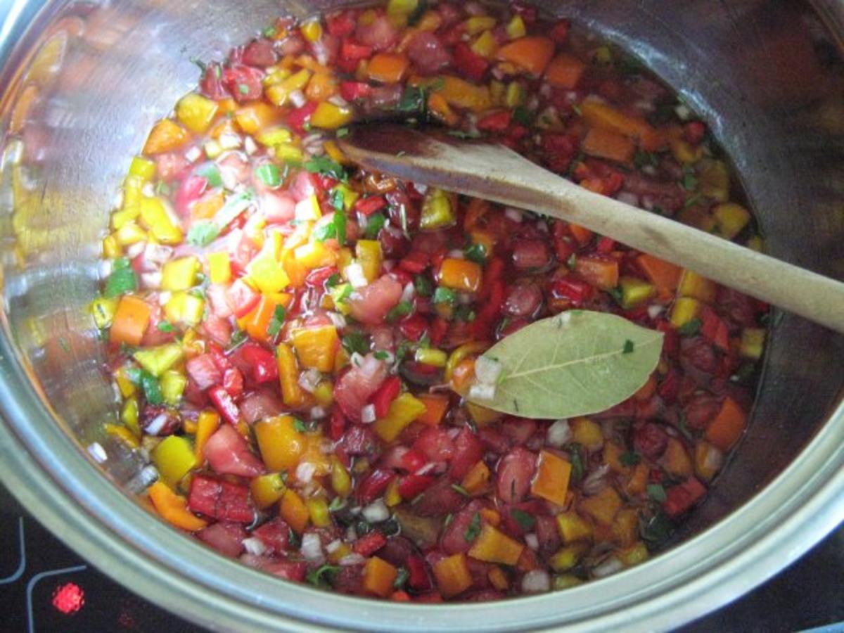 buntes Paprika-Tomaten-Chili-Chutney - Rezept