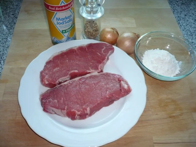 Schwäbischer Zwiebelrostbraten mit Dinkelspätzle - Rezept - Bild Nr. 2