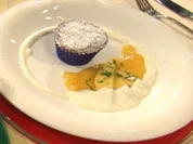 Schokotörtchen mit flüssigem Kern und Mangocreme a la Henze (Christian Henze) - Rezept