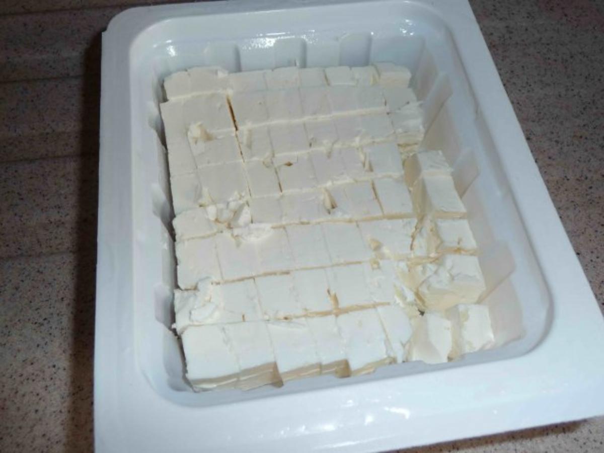 Gefüllte Schmorgurke mit Parmesan überbacken - Rezept - kochbar.de