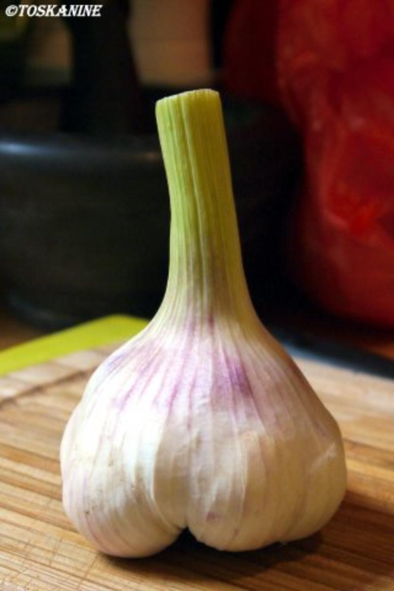 Voatisperifery-Hähnchen auf Tomaten-Aprikosen-Bett - Rezept - Bild Nr. 4