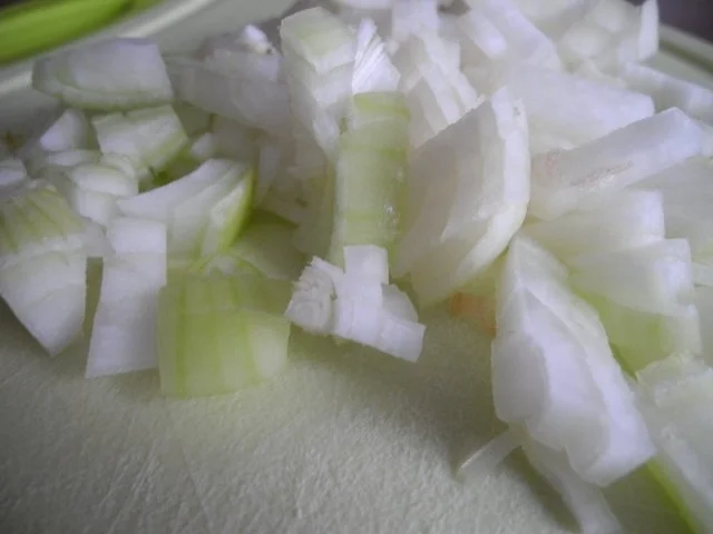 Rezept: Unter 30 Minuten : Bratkartoffeln mit Knoblauch und Zwiebeln dazu Tomaten Bild Nr. 4 Unter 30 Minuten : Bratkartoffeln mit Knoblauch und Zwiebeln dazu Tomaten - Rezept - Bild Nr. 4