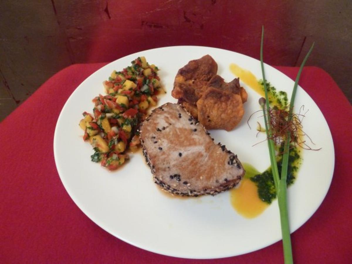 Bilder für Thunfischsteak mit Chili-Mango-Salat und selbstgemachten Chips aus Süßkartoffeln - Rezept