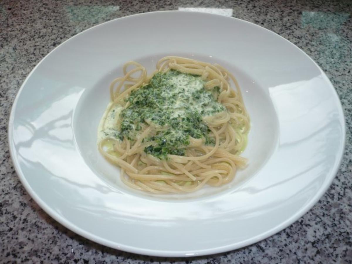 Dinkelspaghetti mit Kräuterschaum - Rezept - Bild Nr. 7