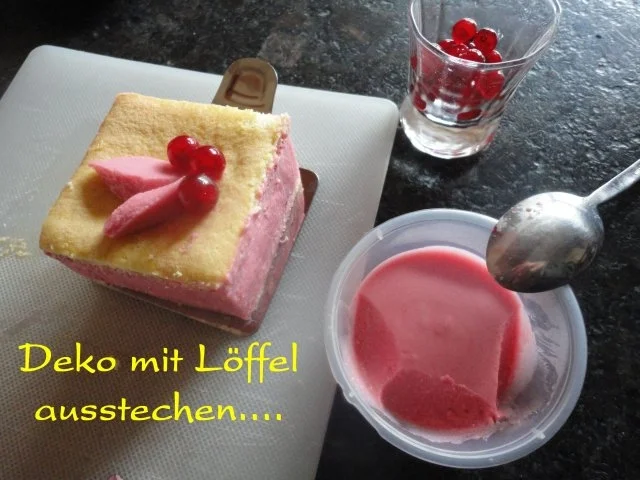 cremige Johannisbeer / Ribisel Würfel - Rezept - Bild Nr. 18