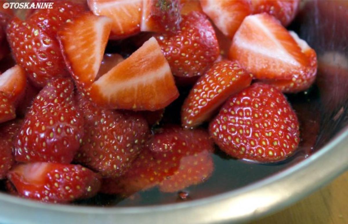 Erdbeer-Tonka-Törtchen - Rezept - Bild Nr. 16
