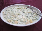 Rezept: Tortelliniauflauf mit Zucchini Tortelliniauflauf mit Zucchini - Rezept