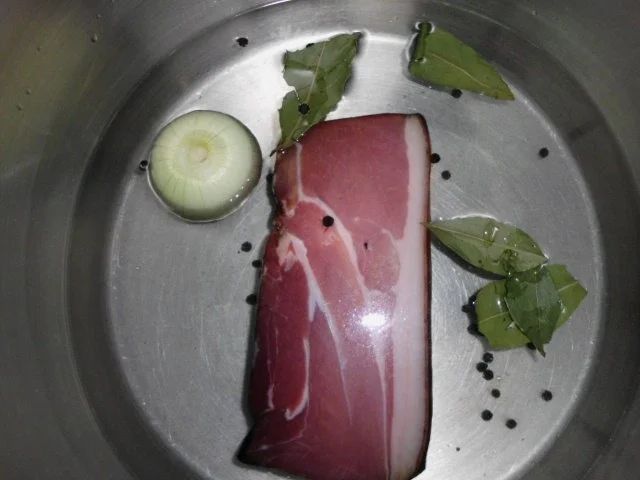 Omis Dicke Bohneneintopf aus Siebenbürgen - Rezept - Bild Nr. 3