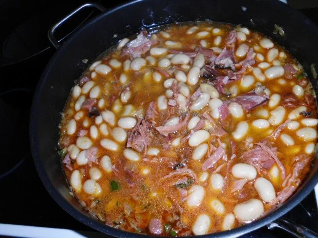 Omis Dicke Bohneneintopf aus Siebenbürgen - Rezept - Bild Nr. 12