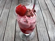 Erdbeereiscreme fluffig (EisdielenQualität) - Rezept