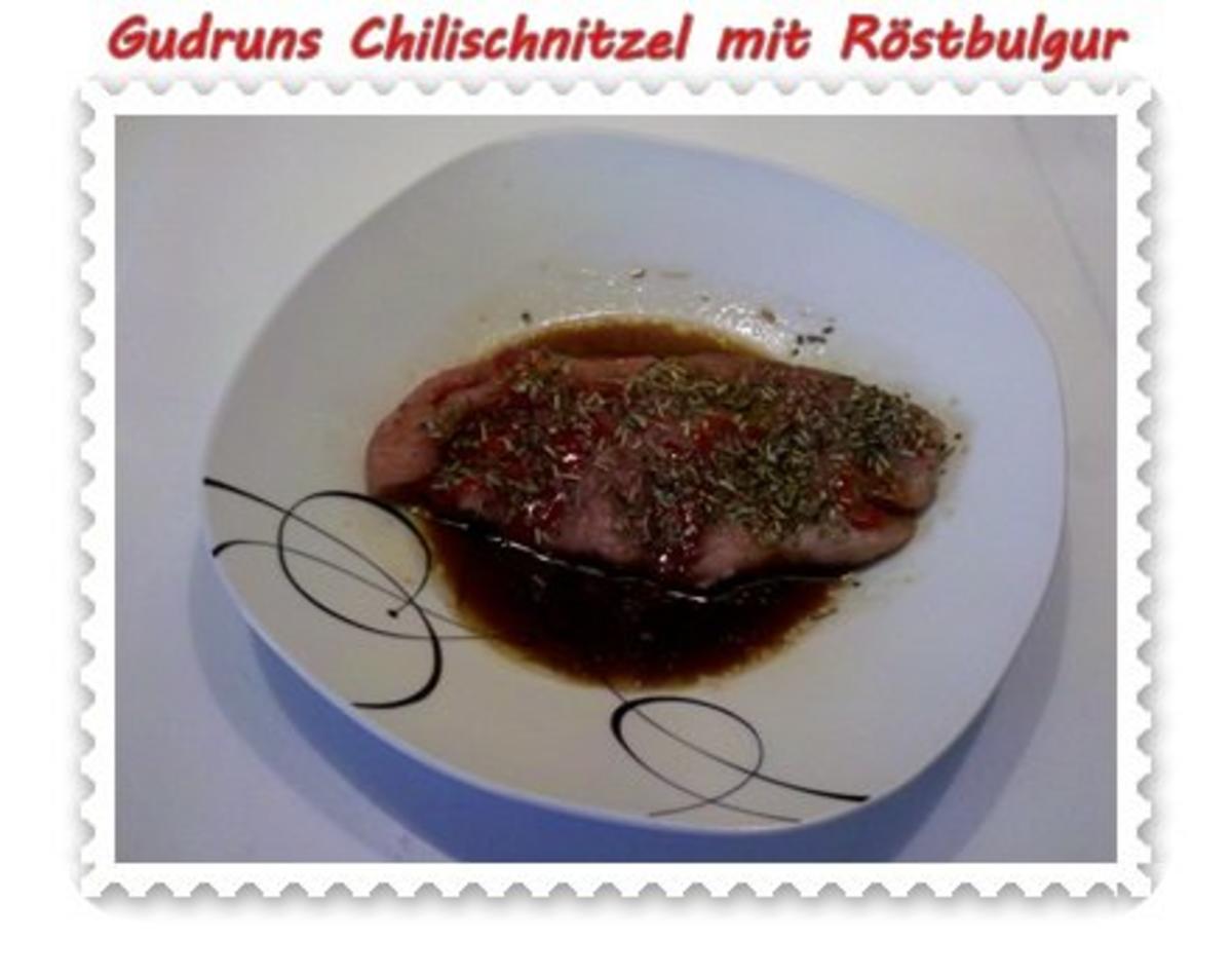 Fleisch: Chilischnitzel mit Röstbulgur und asiat. Tomatensoße - Rezept - Bild Nr. 2