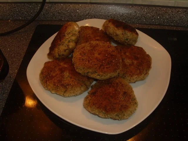 Rezept: Fischfrikadellen mit Bratkartoffeln Bild Nr. 6 Fischfrikadellen mit Bratkartoffeln - Rezept - Bild Nr. 6