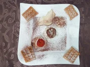 Waffeln mit Vanilleeis, Sahne und frischen Erdbeeren - Rezept