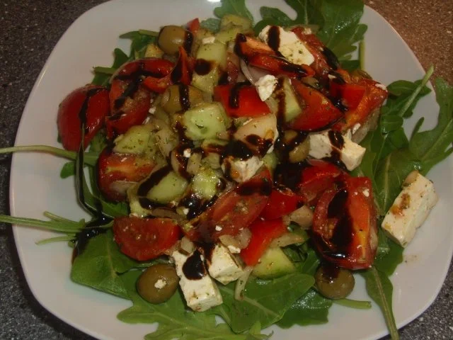 Rezept: Gemischter Salat mit Rucola Gemischter Salat mit Rucola - Rezept