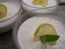 Dessert: Zitronen-Buttermilch-Dessert - Rezept