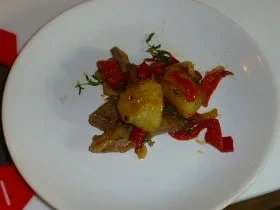 Presa vom Iberico-Schwein mit Kartoffeln und Paprika - Rezept