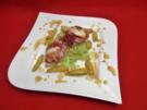 Seeteufel im Speckmantel auf einem Wirsingbett an jungen Kartoffeln - Rezept
