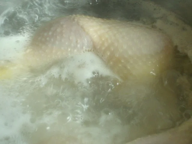 Rezept: Grundrezept für Hühnersuppe Bild Nr. 3 Grundrezept für Hühnersuppe - Rezept - Bild Nr. 3