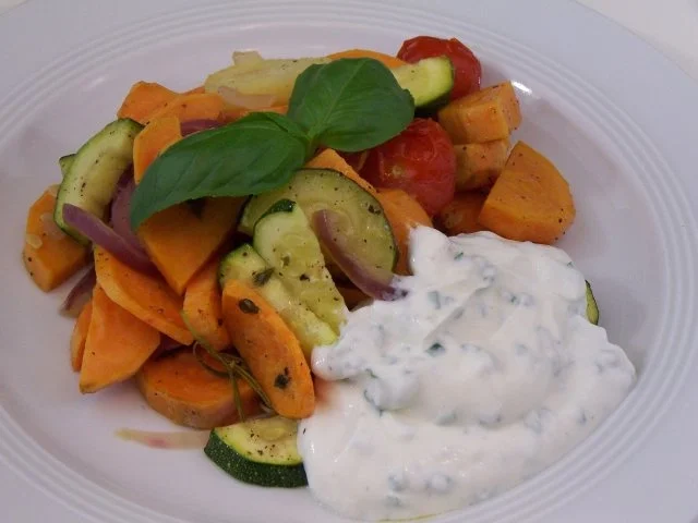 Rezept: Ofengemüse mit Schnittlauchquark Ofengemüse mit Schnittlauchquark - Rezept