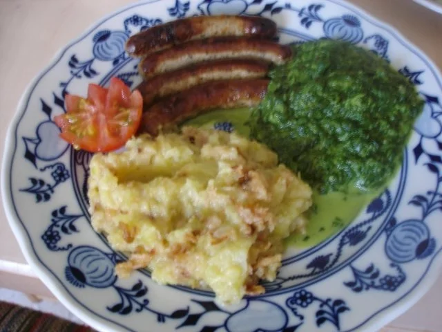 Nürnberger Rostbratwürste mit Rahm Spinat und Zucchini-Kartoffelstampf - Rezept - Bild Nr. 11