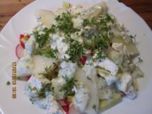 Salat mit Honigmelone und Kräuterweisskäse und Joghurt-Kräuterdressing - Rezept