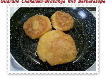 Kartoffeln: Chakalaka-Bratlinge mit Berbere-Tomatensoße - Rezept - Bild Nr. 9