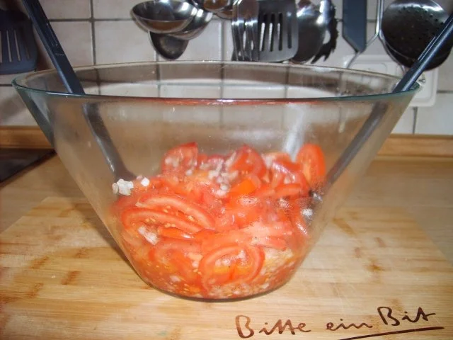 Oma's Tomatensalat - Rezept