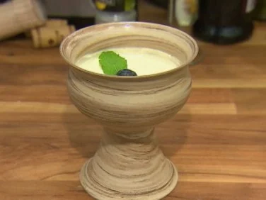 Rezept: Crema a la noce (Sina Tkotsch) Crema a la noce (Sina Tkotsch) - Rezept