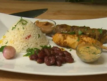 Pinchos criollos arroz con verduras Frijoles (Don Cali) - Rezept