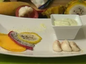 Fruta tropical con crema de coco y aguacate (Don Cali) - Rezept