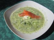 Kalte Gurkensuppe mit Lachs - Rezept
