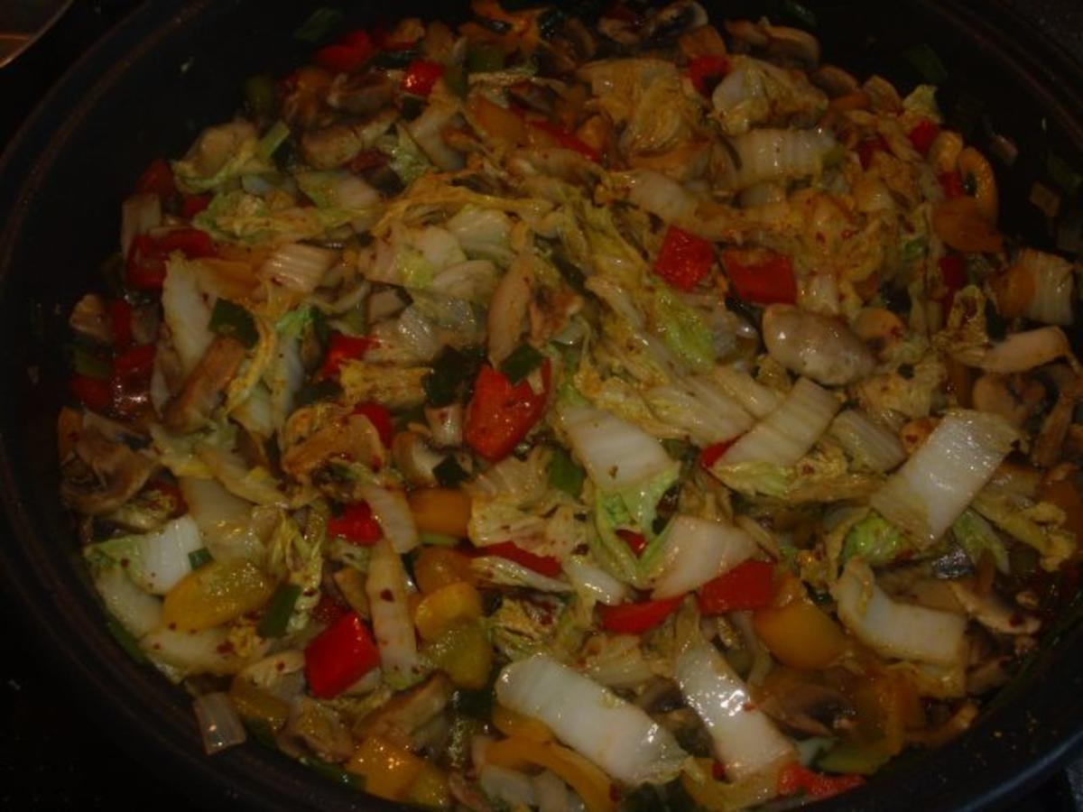 Bunte Chinakohl Pfanne - einfach - von Hoenowbear