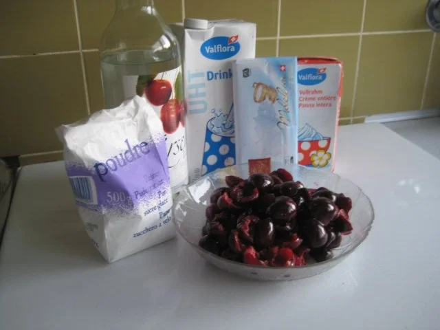 Kirscheis Schwarzwälder Art - Rezept - Bild Nr. 3